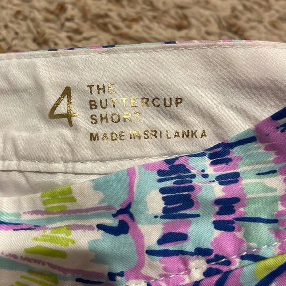 Lilly Pulitzer She’ll Print shorts 🐚💜 Size 4 - Picture 3 of 5